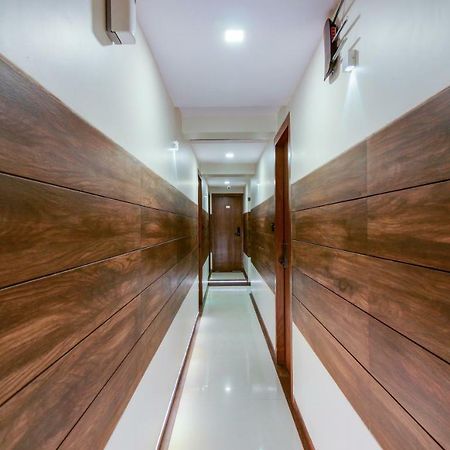 Hotel Oxford ムンバイ エクステリア 写真